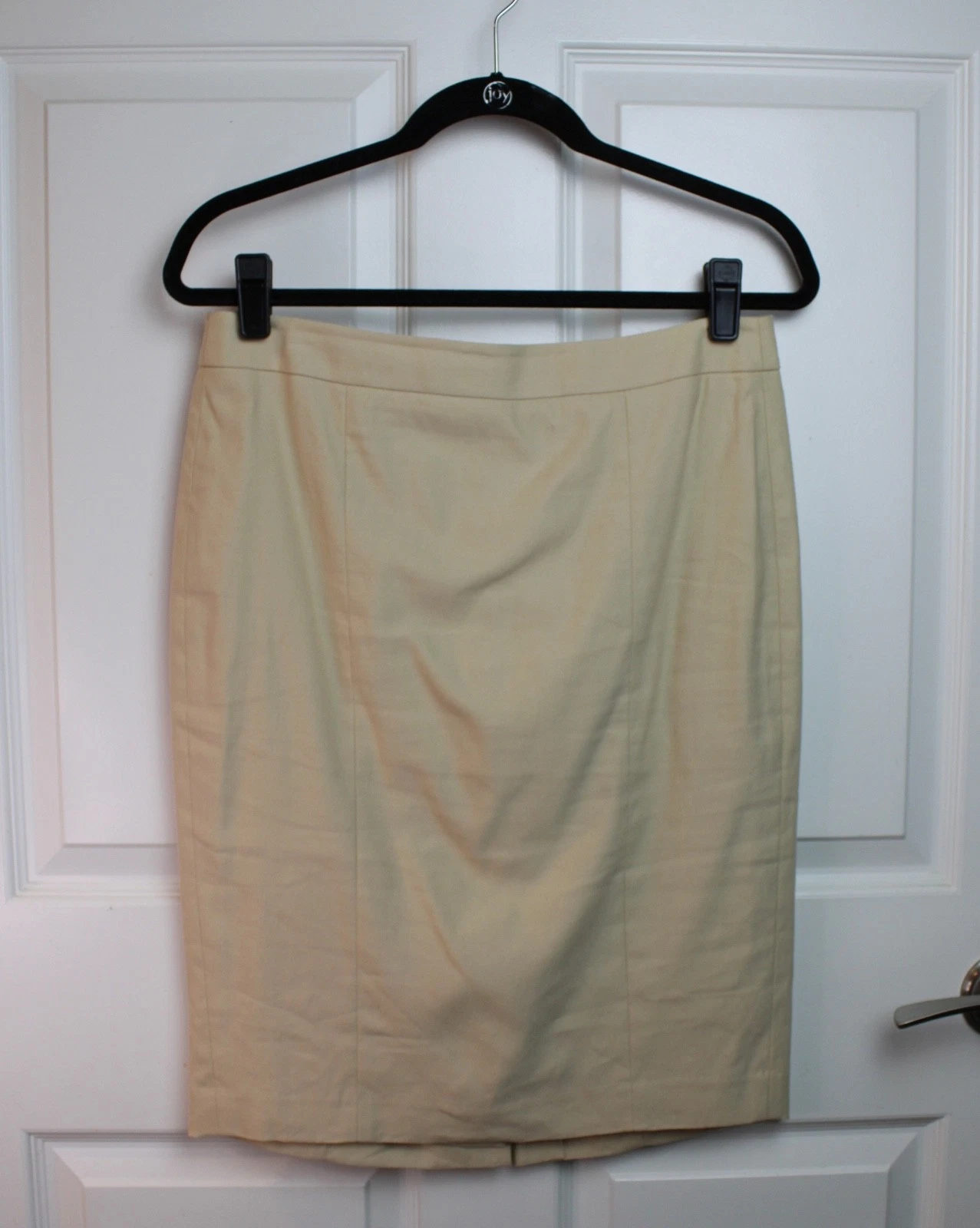 NWOT Ann Taylor Linen Blend Beige Pencil Skirt Back Zip Knee Length Size 6