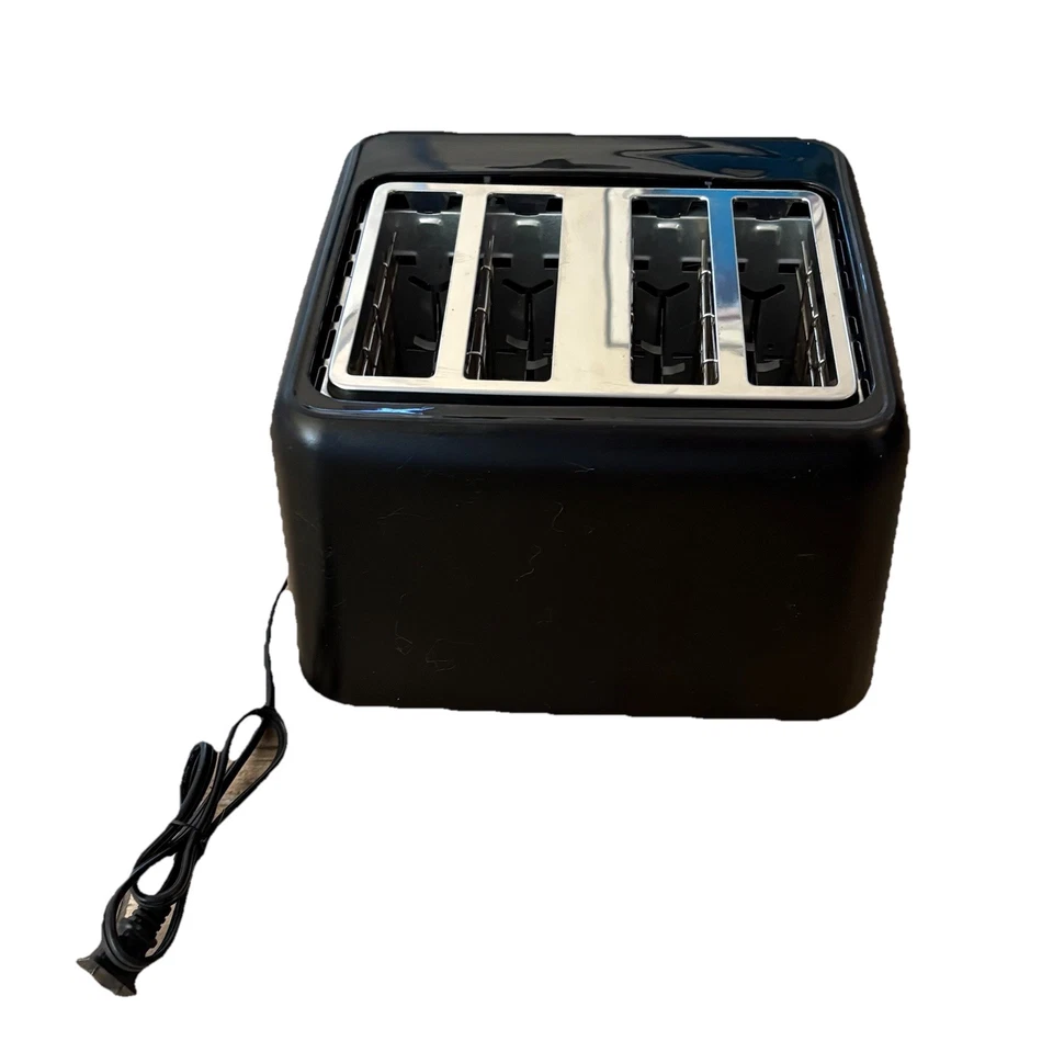 Tostadora Oster 4 Rebanadas Ranuras Extra Anchas con Bagel y Ajustes de Recalentamiento, Negra Foto 2 de 4