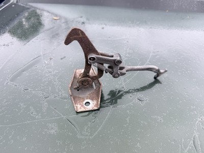1993 - 1997 Volvo 850 Hood Latch Safety Catch 3512752