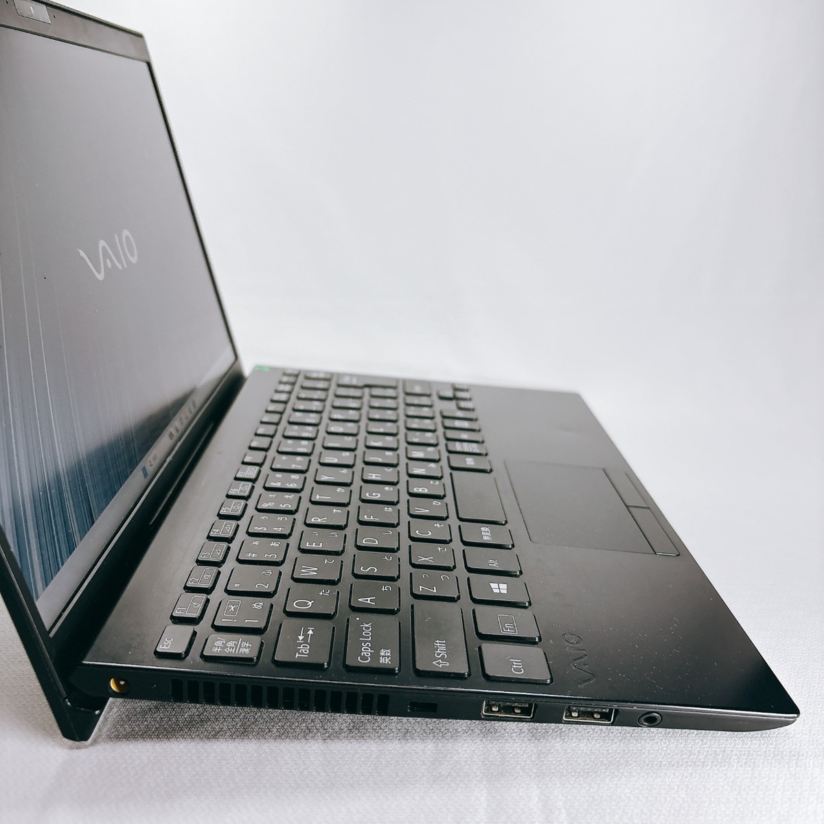 Sony Vaio VJPJ13 Core i5-1031G7 16GB RAM 256GB SSD 12.5in Made in