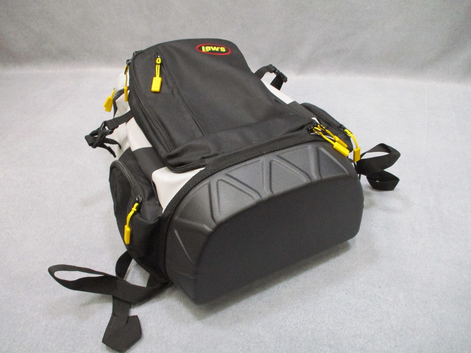 Lew's Custom Pro Fishing Backpack Tackle Bag - Very Good Used Condition