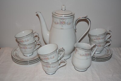 Noritake Veranda Porzellan Kaffee/Teeservice, 14 Teile.