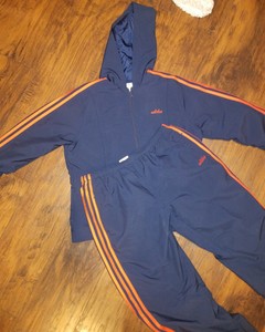jaqueta adidas azul e laranja