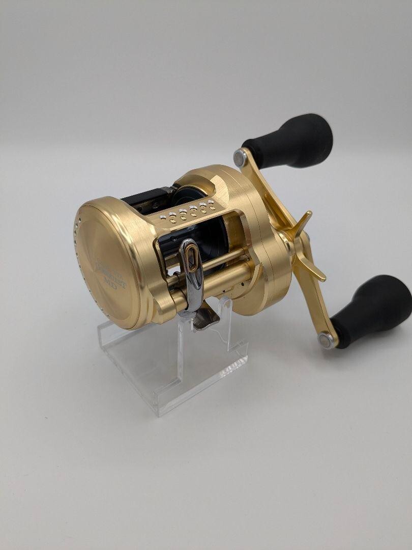Shimano 23 Calcutta Conquest MD 401XGLH Left from Japan for