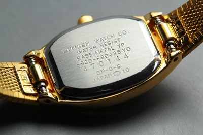90’s JFA OfficialGoods CITIZEN WATCH CO. Vintage 1994 Citizen 5930-F90435 YO Gold Octagon Quartz Womens