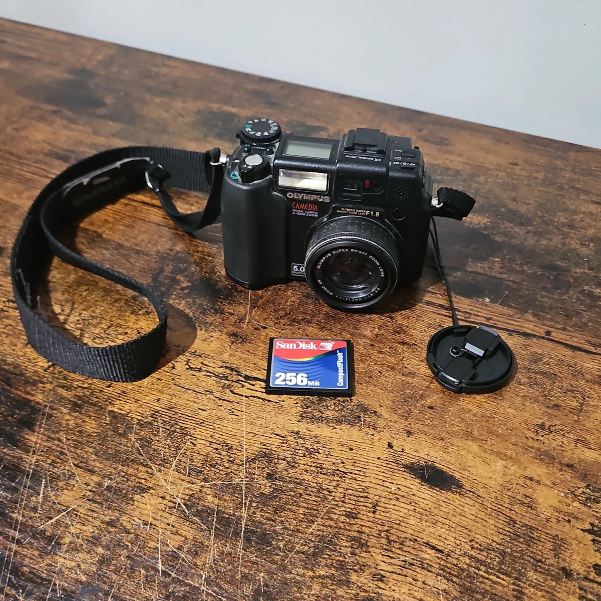Preços baixos em Câmeras digitais Olympus C-5050 Zoom | eBay