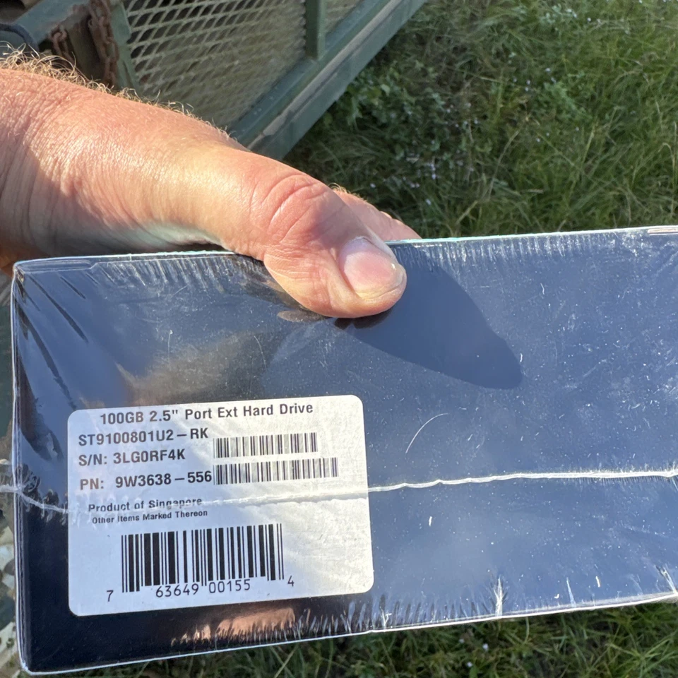 Seagate 100 Gb Portable External Hard Drive - Image 2 of 4