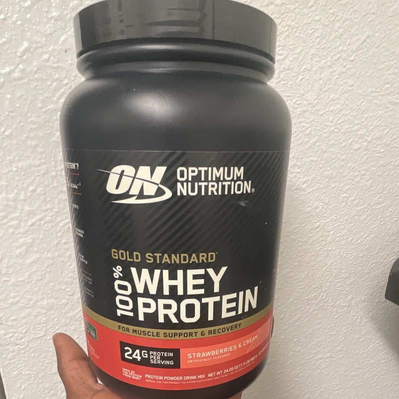 Optimum Nutrition Gold Standard 100% Whey Powder Strawberries & Cream 24 oz