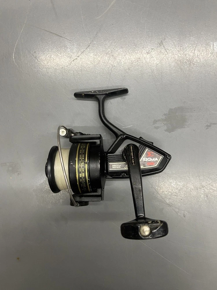 SHAKESPEARE SIGMA 2200 025 and 030 reel / moulinet EUR 56,51 - FR