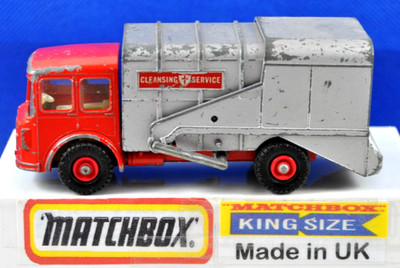 Matchbox King Size K-7 S.D. Müll / Recycling / Abfallsammelwagen mit Heckspitze