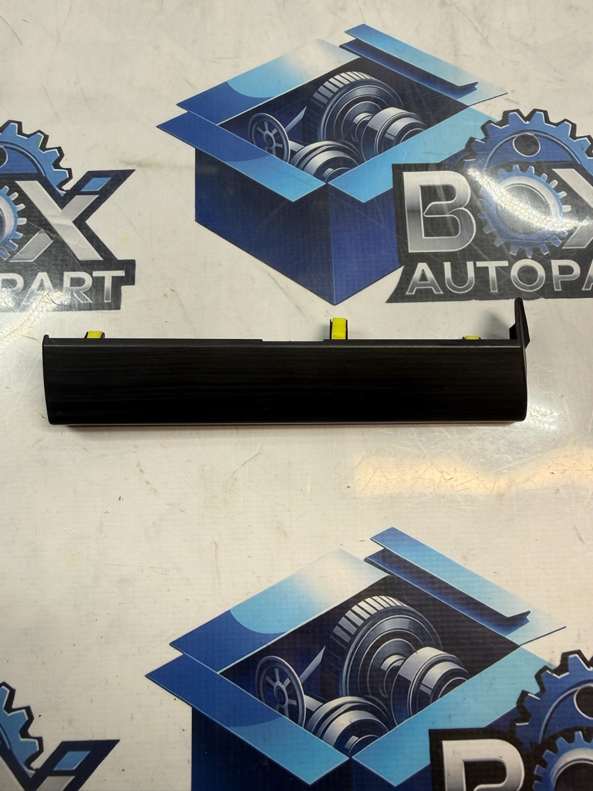 2015-2017 TOYOTA CAMRY DASHBOARD LEFT SIDE BEZEL MOLDING TRIM OEM