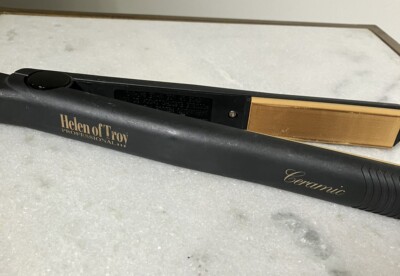 Helen Of Troy Professional Ceramic Series Model 1011 1  Flat Iron. Used-works