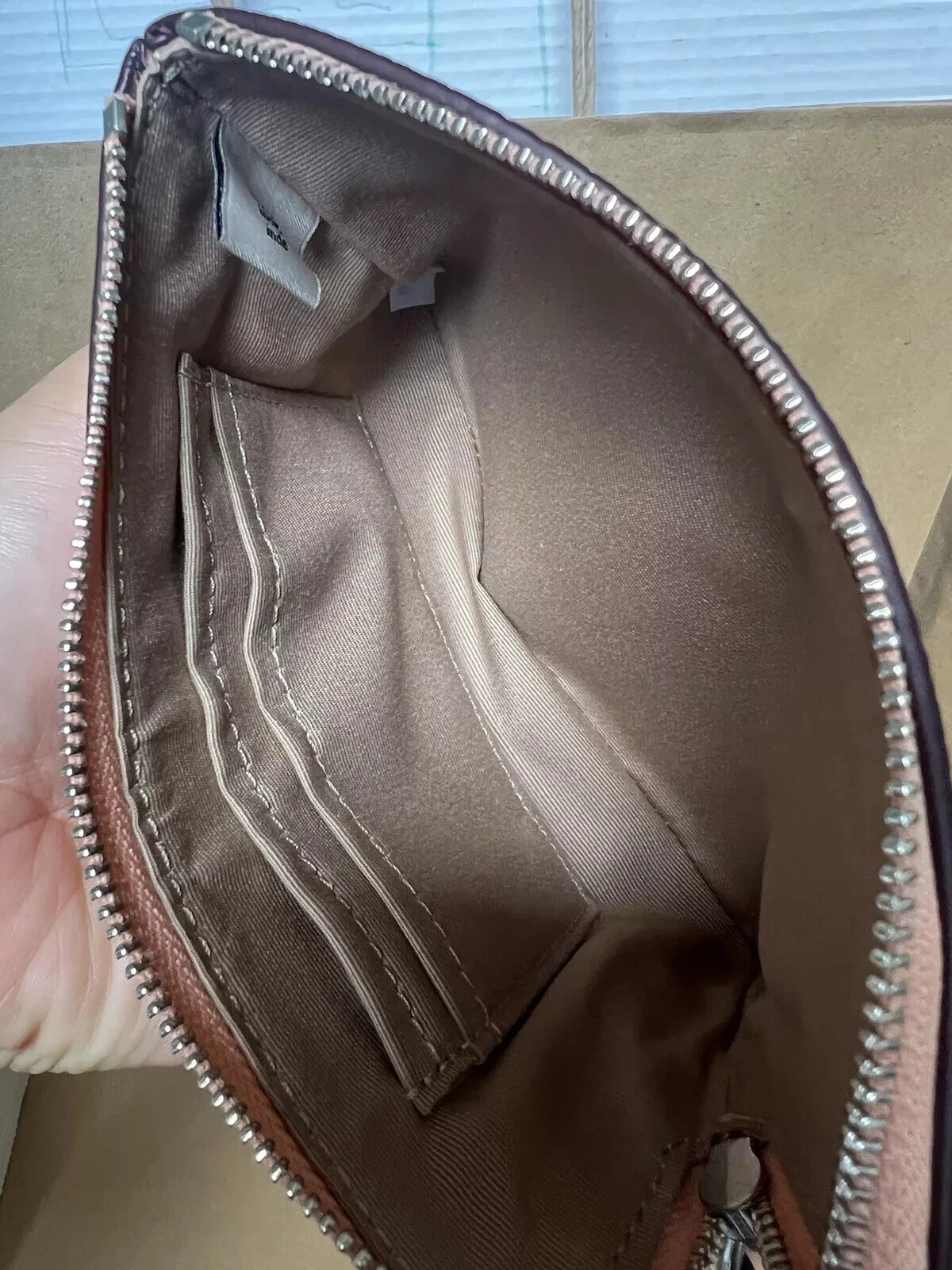 ? Bracciale Coach con zip angolare pelle di ciottoli sbiadita blush (pesca) nuovo con etichette CP483 ?