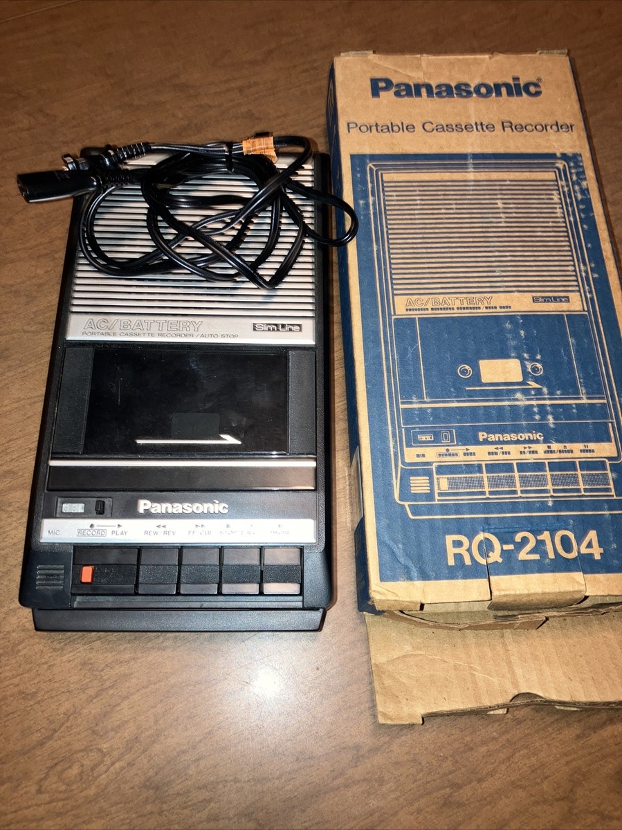 National Model RQ−2104 Vintage Panasonic RQ-2104 Slim Line Portable Cassette