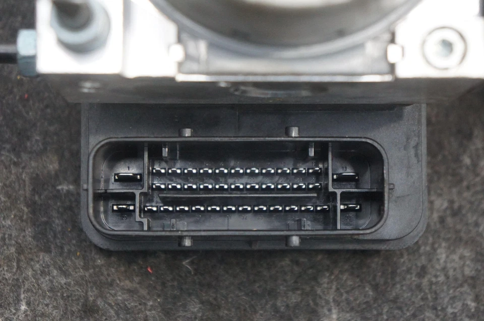 Módulo de bomba ABS freio antibloqueio fabricante de equipamento original 34517851297 Bmw M4 Competition F82 2015-2018 - Imagem 3 de 4