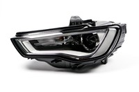 Audi A3 Limousine Scheinwerfer Bi-Xenon Links 13-20 OEM Hella 1LL 010 740-331