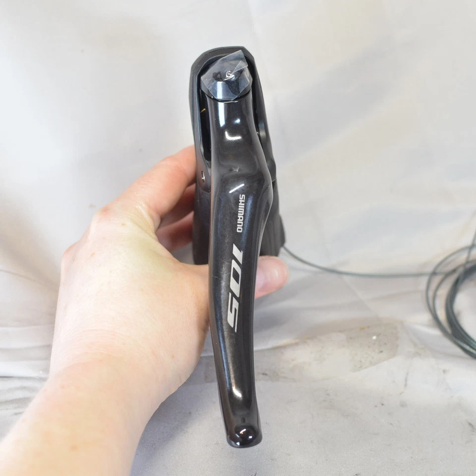 NEW Shimano 105 R7000 ST-R7000 RIGHT/REAR 11 Speed STI Shifter Black - Image 2 of 4