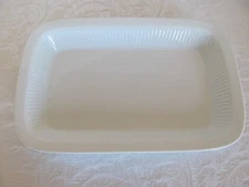 Dansk Bisserup White-Japan-All White w Ribbing-14 5/8" by 9.5" Rectangular Baker