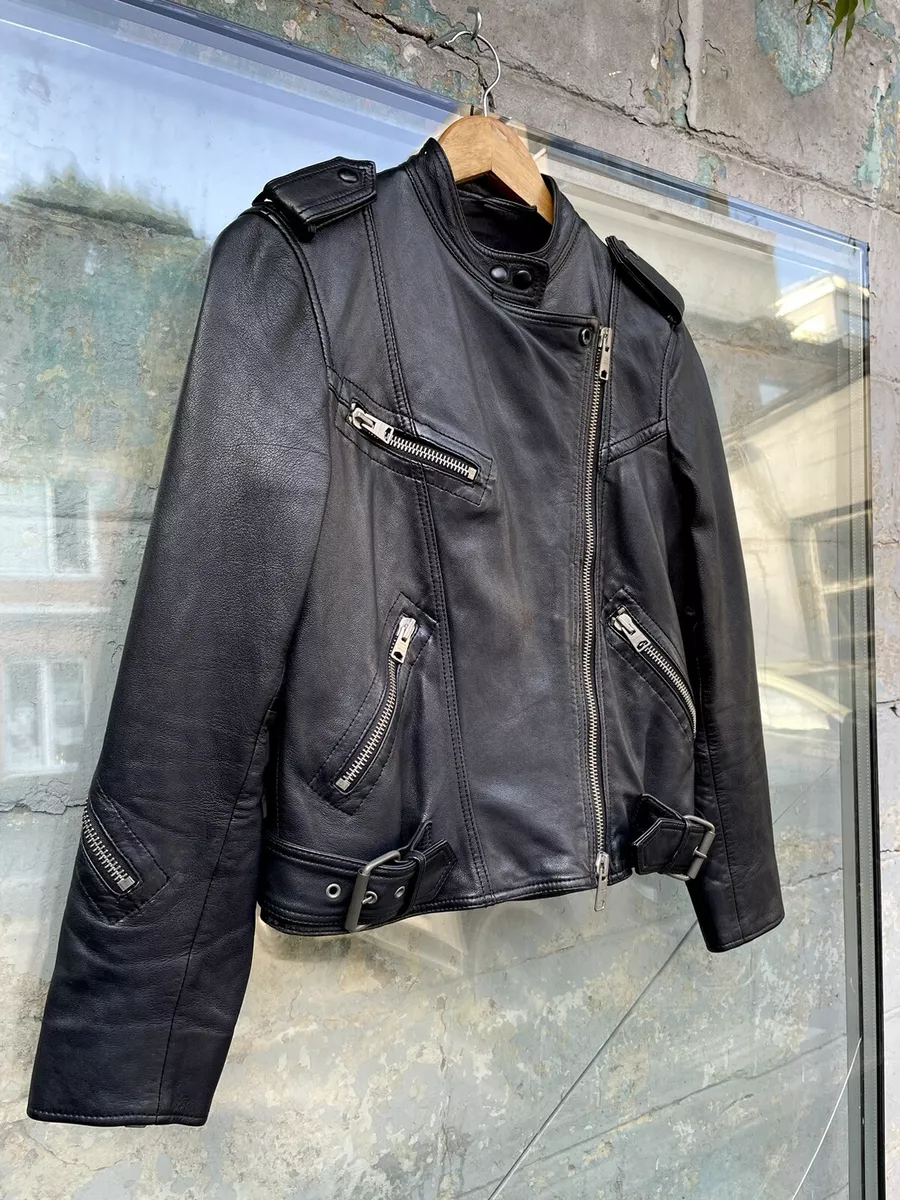 Side zip shop coat