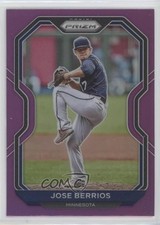 2021 Panini Prizm Purple Prizm Jose Berrios #44 0i1i