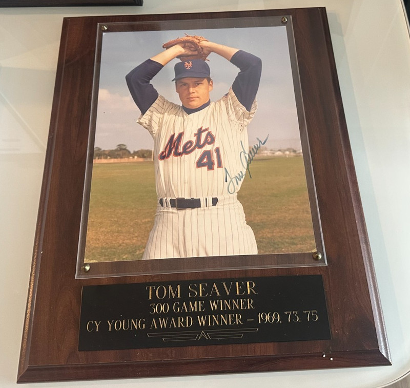 Tom Seaver Autographed Picture mounted on Nice Plaque JSA LOA !