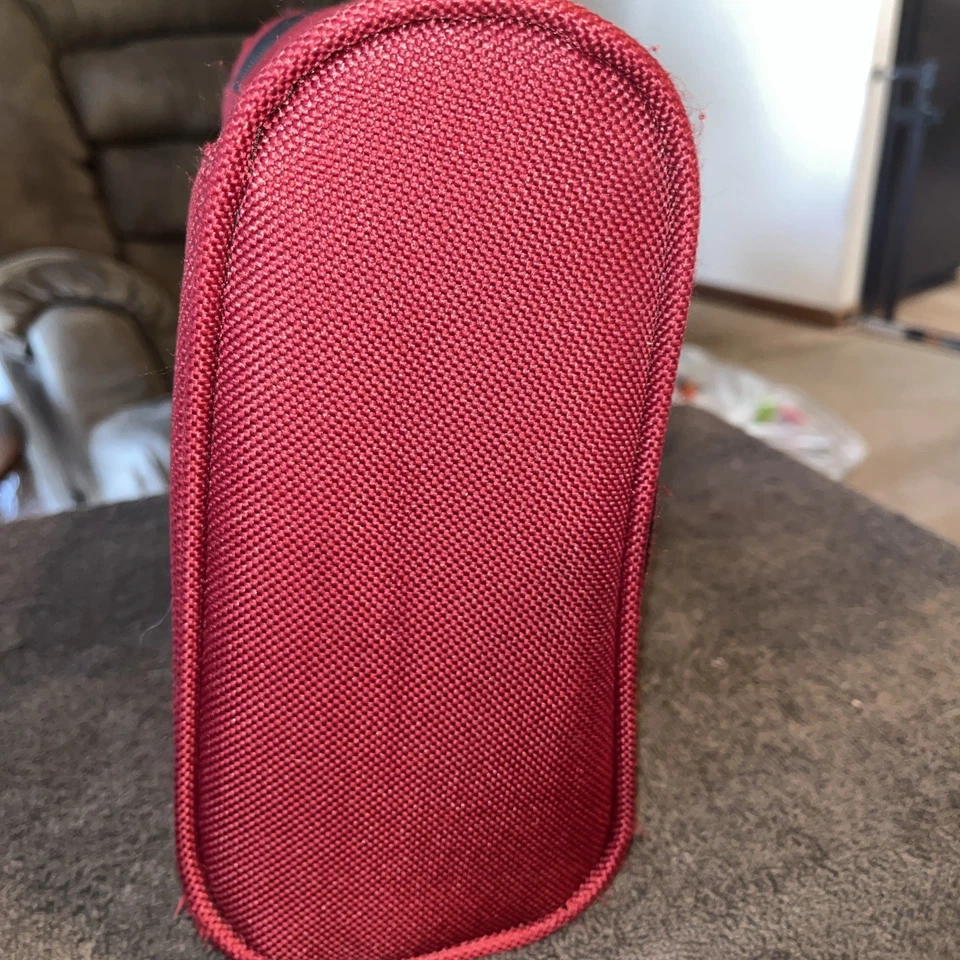 Bolsa organizadora de cosméticos American Tourister fecho com zíper cor borgonha lona... - Imagem 4 de 4