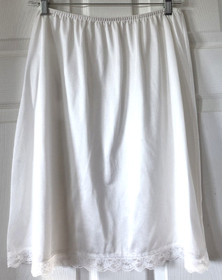 Unbranded Vintage Off White Nylon Half Slip Lace Trim Silky Lingerie 26'' Waist