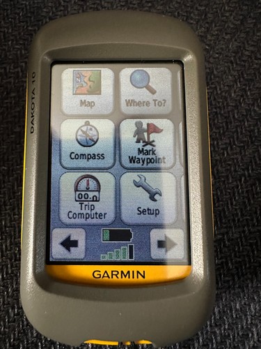 Garmin Dakota 10 Handheld GPS touchscreen used good condition Cable not included