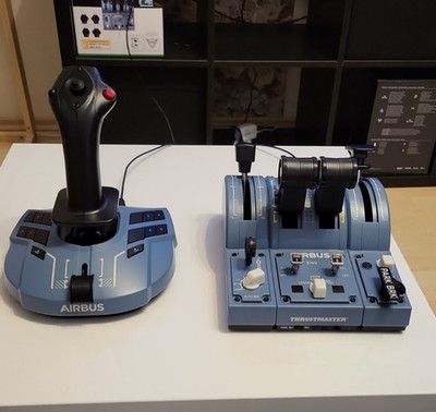 Thrustmaster TCA Captain Pack X Airbus Edition Ergonomisches Replikat Set -...