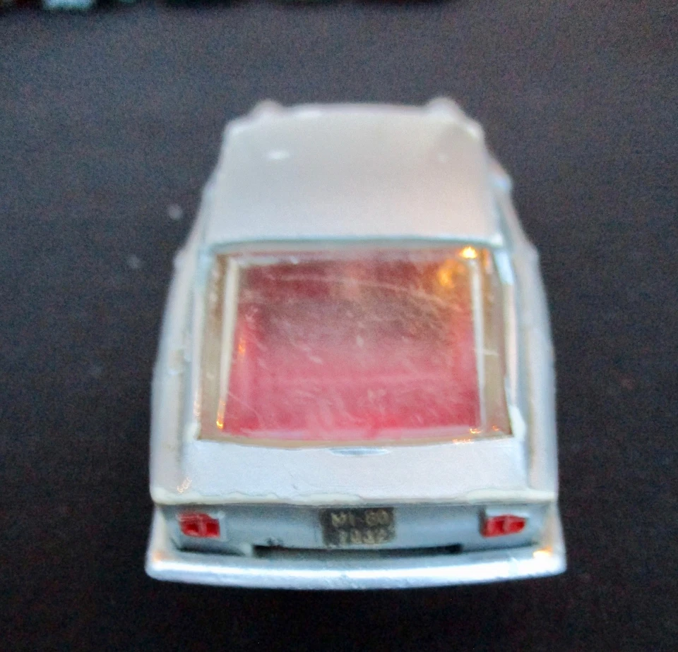 Politoys 119 Maserati Mistral Coupe Fiberglass silber 1:41 original 60er Rar - Bild 4 von 4