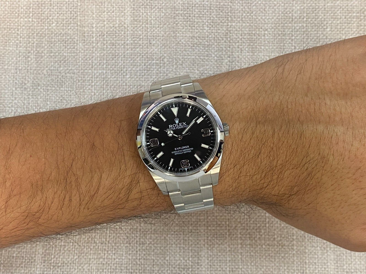 Wrist Rolex Explorer 214270 Mk1 Rolex Explorer 39 On Wrist Rolex