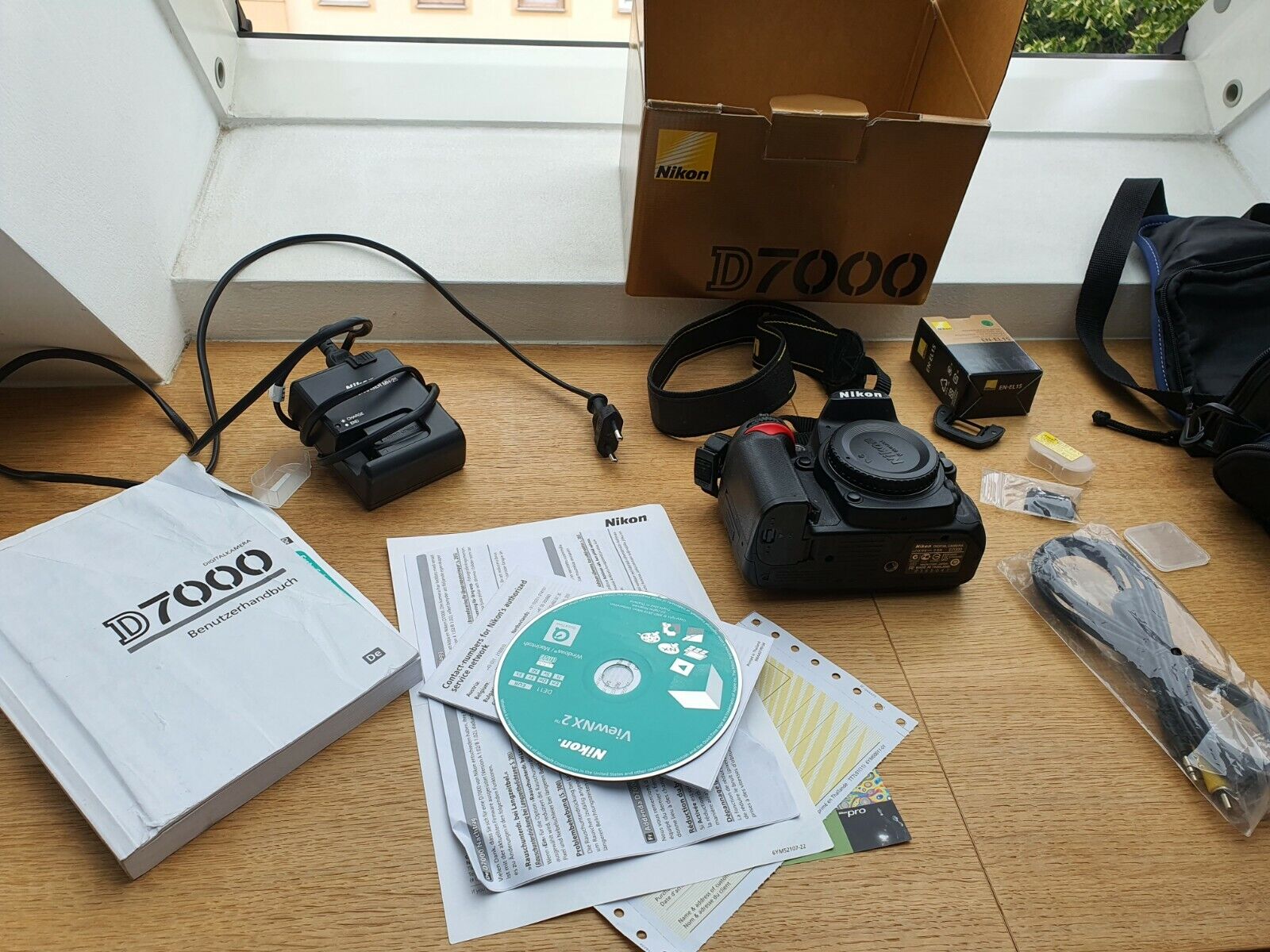 NIKON D7000 16.2MP Digital SLR Camera Nieuw werk in beperkte oplage