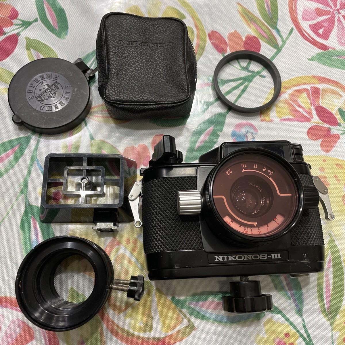 Nikon NIKONOS-III、NIKKOR 35mm F2.5 #3981 Nikon Nikonos iii 35mm Film Camera UW 35mm f/2.5 Lens From JAPAN
