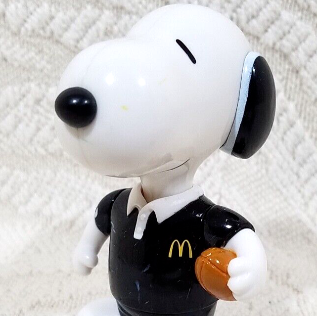 McDONALDS SNOOPY WORLD TOUR 1 UFS 1999 FIGURE PEANUTS HAPPY MEAL