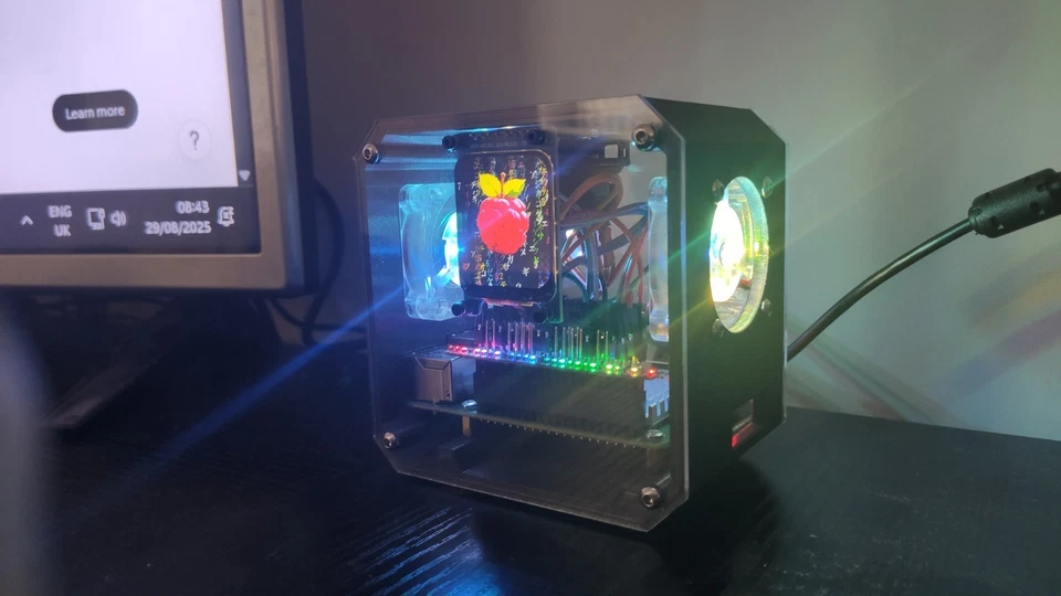 Raspberry Pi 4 8GB Crypto Node - Emulation Custom RGB Case + 3.5" TFT Display - Image 2 of 4