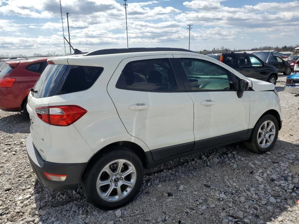 Б/у правый внешний задний фонарь в сборе подходит: ярко-красные линзы 2019 Ford Ecosport SE - Изображение 4 из 4