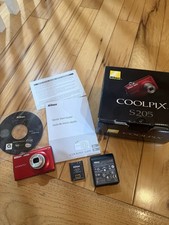 Nikon COOLPIX S205 Digital Camera – Red – For Parts or Repair – Tested