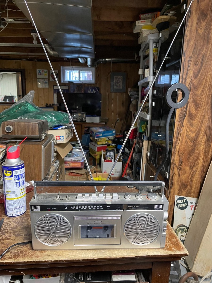 Sanyo M 7500 Radio Cassette Player Japan 1980's See Description