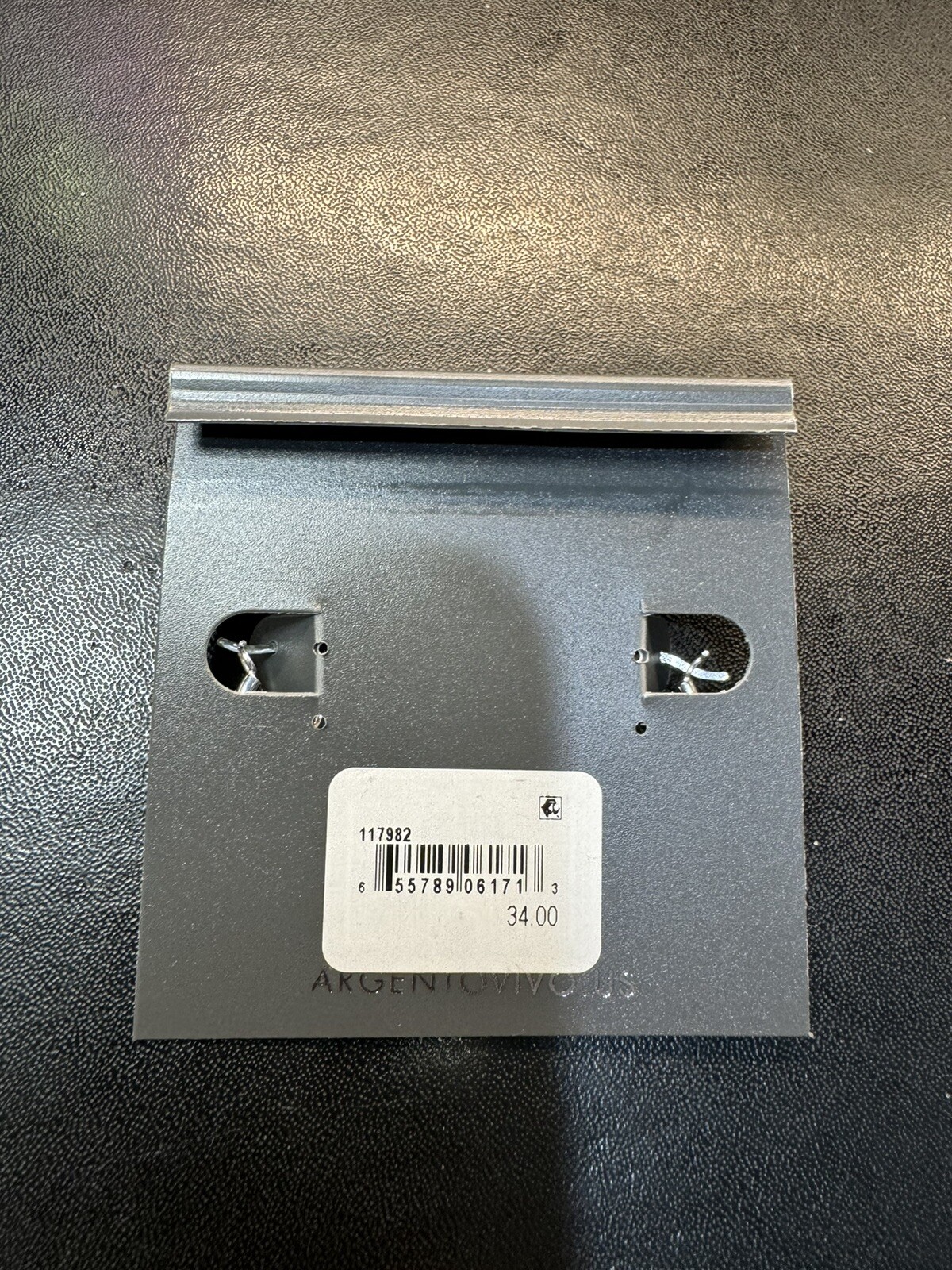 Picture 4 of 5