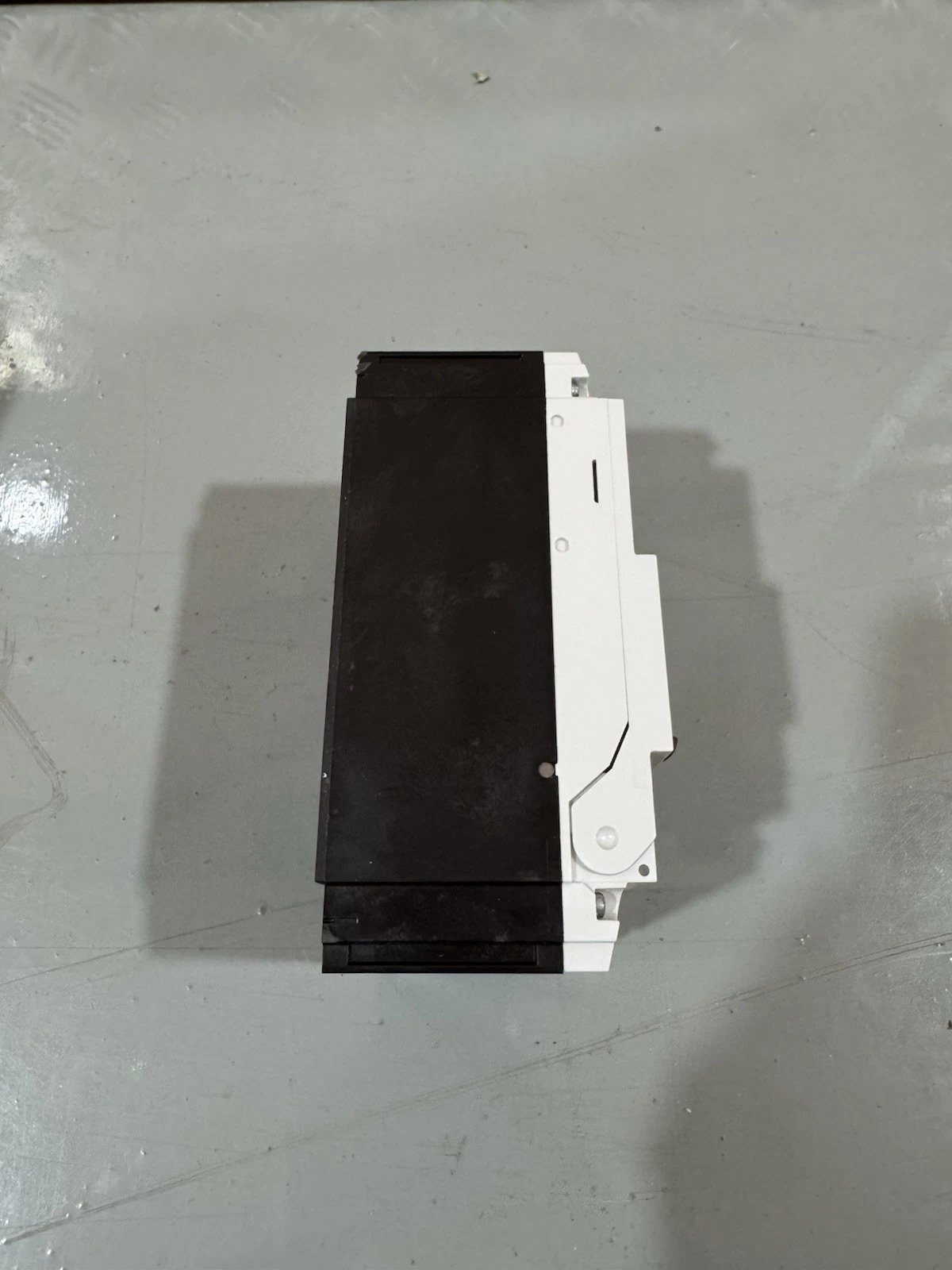 Eaton 125A Triple Pole 25kA MCCB Circuit Breaker Unit NZMB1-A125 Brand New 8