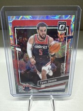 2023-2024 Optic Basketball Tyus Jones /249 Scope Premium
