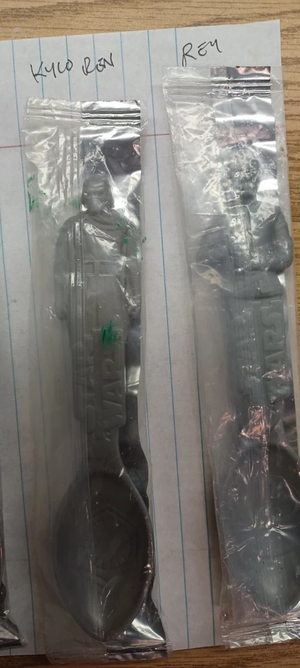 Juego completo de cucharas cambiantes de color Star Wars Last Jedi 6 personajes selladas de fábrica Foto 4 de 4