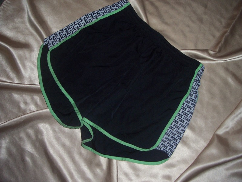 Victorias Secret SportS Running Shorts Womens Size L, LARGE