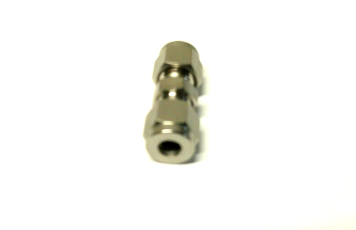 Stainless Steel Tube Fitting, Union, 1/4" Tube OD Instrumentation HSME AU-4-SS - Picture 3 of 3