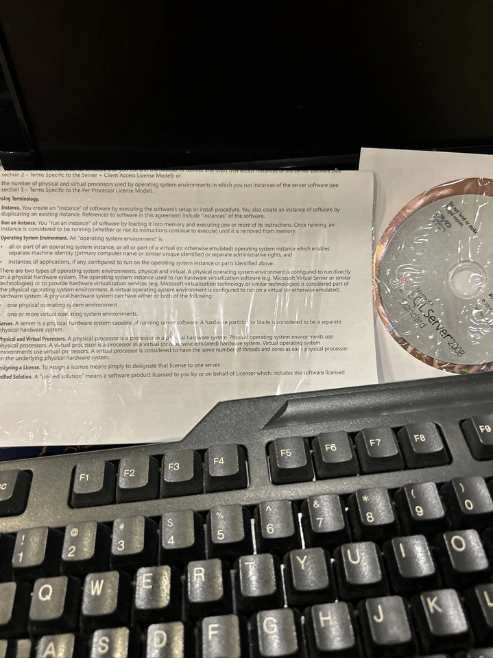 BRAND NEW MICROSOFT SQL SERVER 2008 STANDARD DVD. Dynamics + Admin Pocket Book - Image 3 of 4