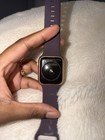 Apple Watch SE (2nd Gen) 40mm Gold Aluminum Case Purple Silicone Band 32GB — photo 3