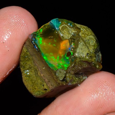 Großer Opal grob 23,00 Karat natürlicher äthiopischer Ölopal roh, Feueropal E...