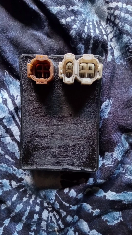 Hyosung GV250 2007 Cruise V2C 250T caja unitaria CDI Foto 3 de 4