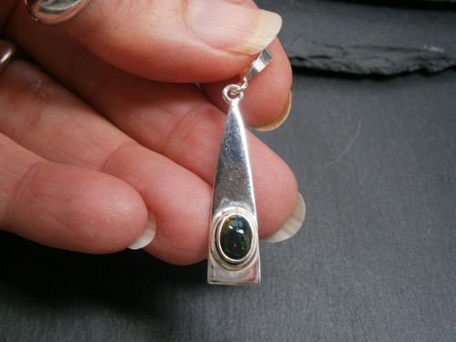 925 Sterling Silver Black Ethiopian Opal gemstone Pendant - Picture 9 of 14