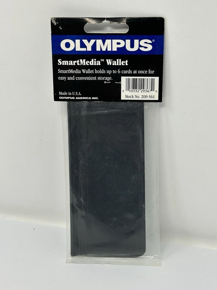 Olympus SmartMedia Wallet holds 6 SmartMedia or 6 XD CARD, or 6 SD Memory Cards - Image 2 of 2
